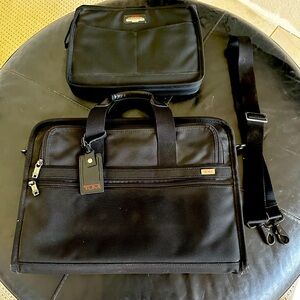 Tumi Slim Large Screen Computer Portfolio Brief